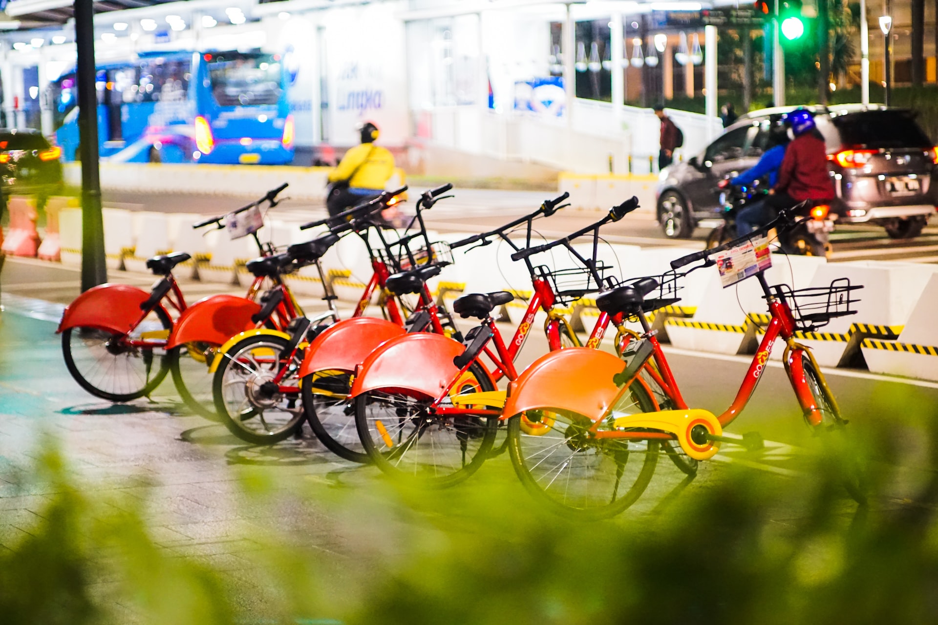 Public bikes in Jakarta / Yulia Agnis, Unsplash