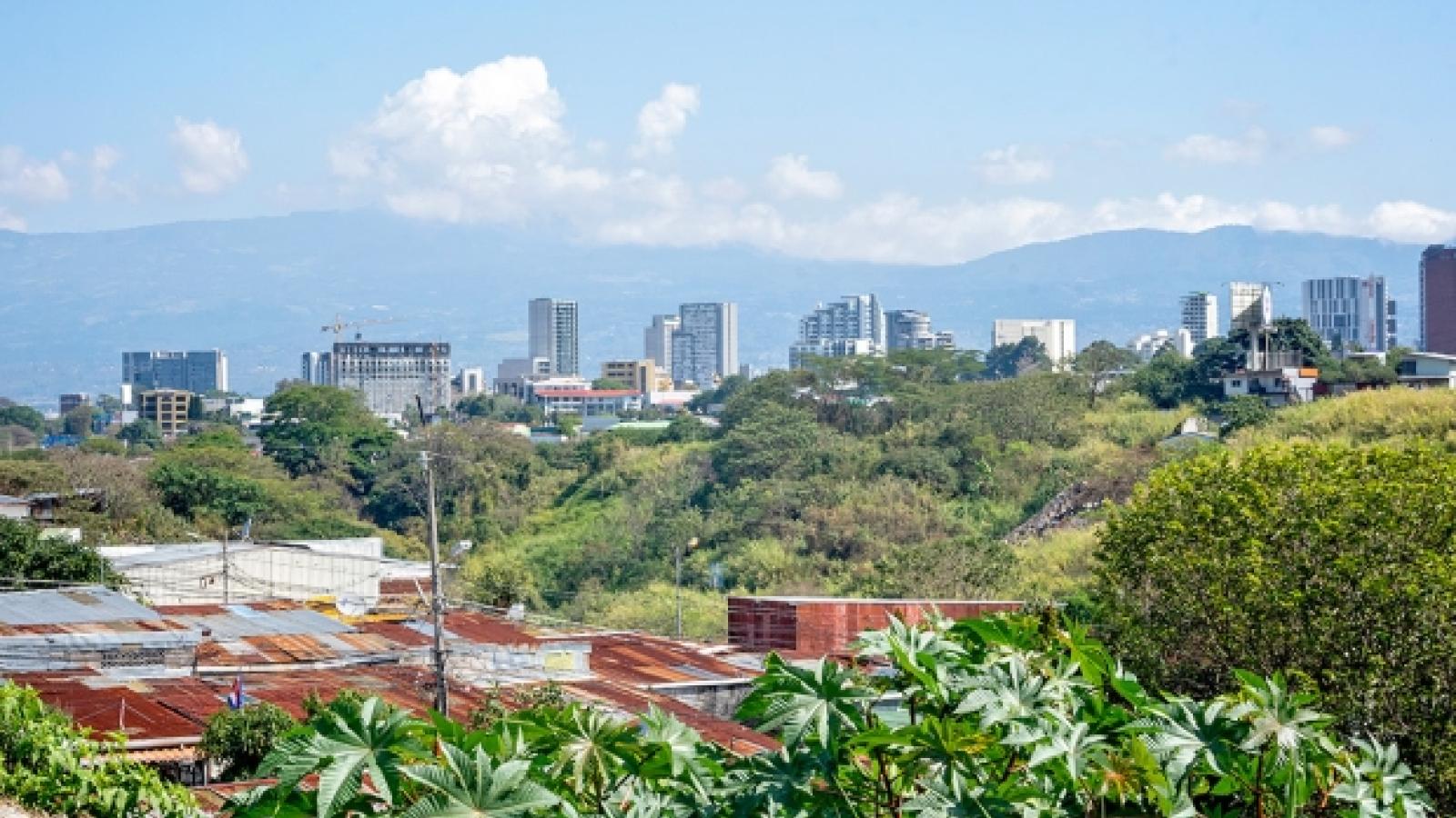 The park in La Guapil with the San Jose skyline in the background